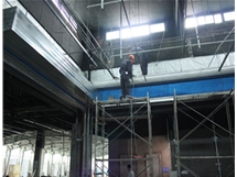 地鐵一號線卷簾門施工中