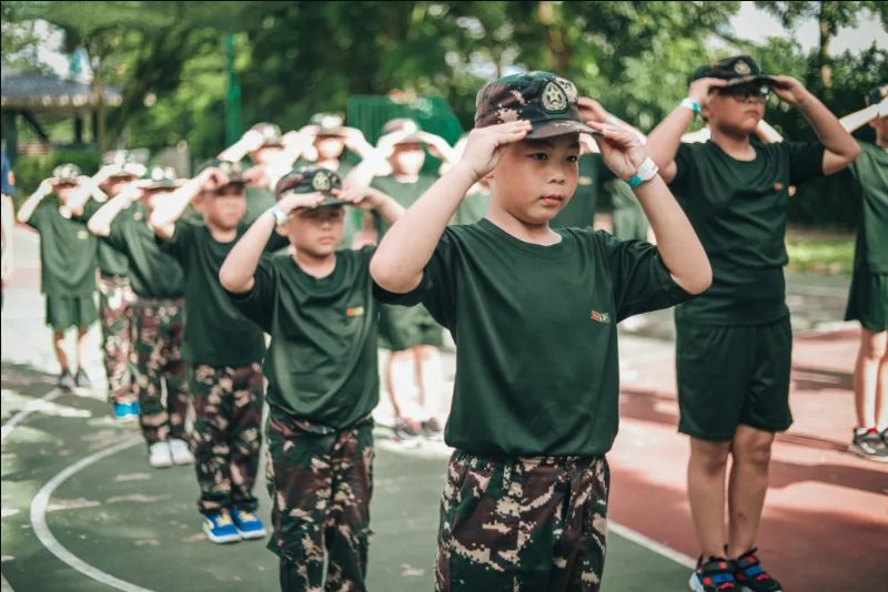 自律的孩子更自由：四個(gè)方法幫助孩子學(xué)會(huì)自我管理